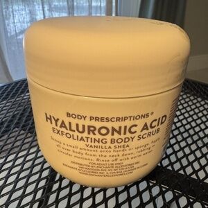 Body Prescriptions Hyaluronic Acid Exfoliating Body Scrub Shea Vanilla 23.6 oz